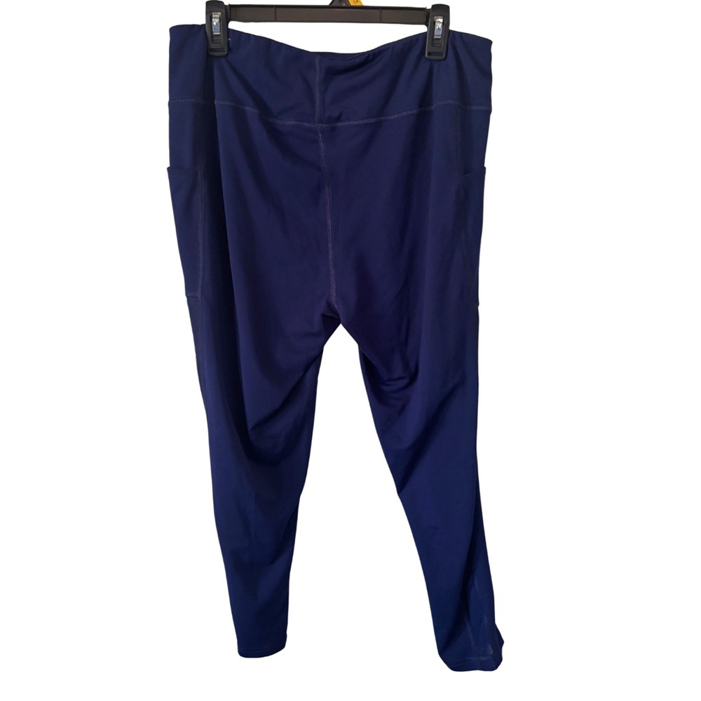 Crane High-Rise Cropped Navy Blue Leggings - Picture 2 of 5